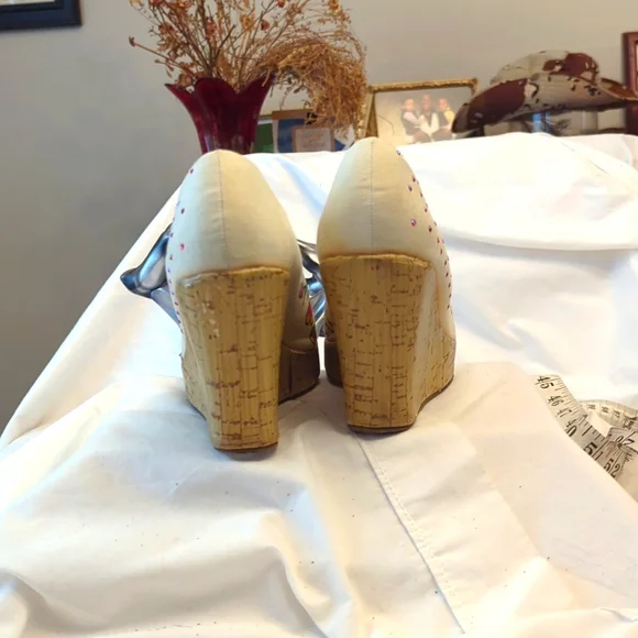 Ed Hardy sexy wedge - Picture 3 of 12